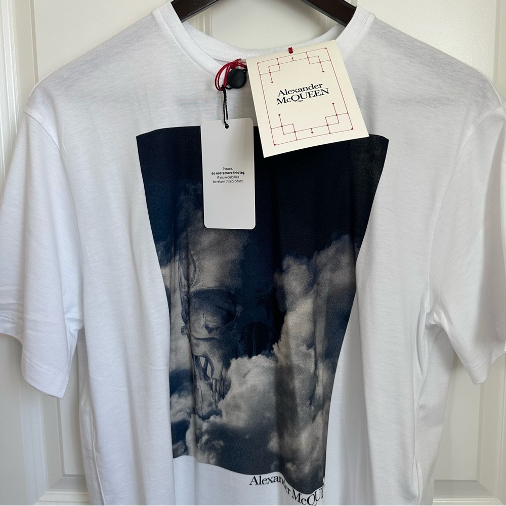 SOLD! NWT Alexander McQueen Graphic Printed Crewneck T-Shirt Size: IT40 165/88A - Picture 15 of 16